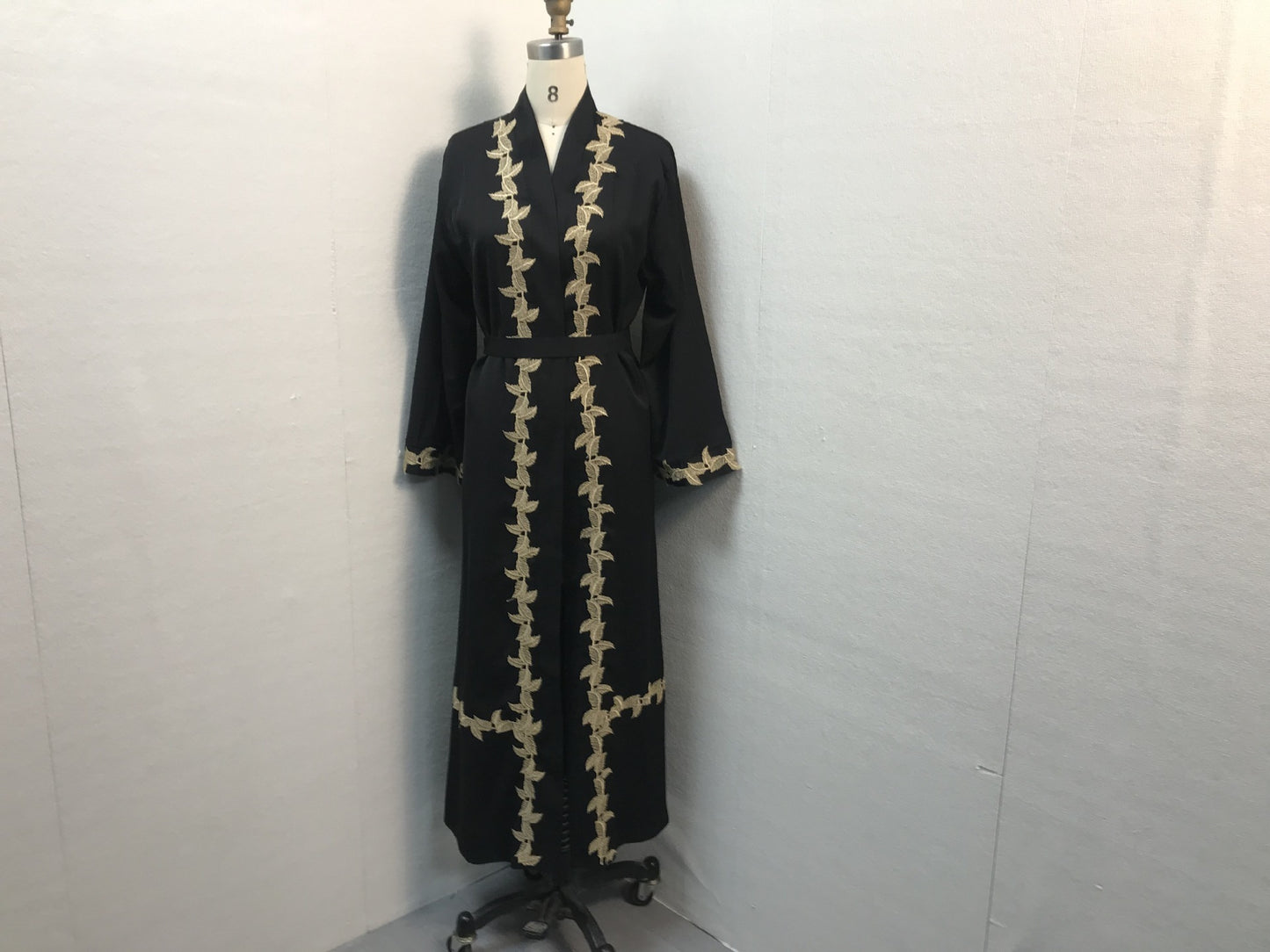 Modern Middle-East Long Embroidered Lace Abaya (Burkha,kaftan) For Women