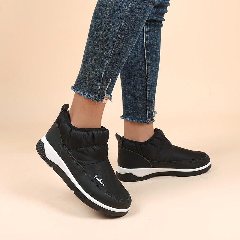 Women's Winter Velvet And Cotton Round Toe Sneakers