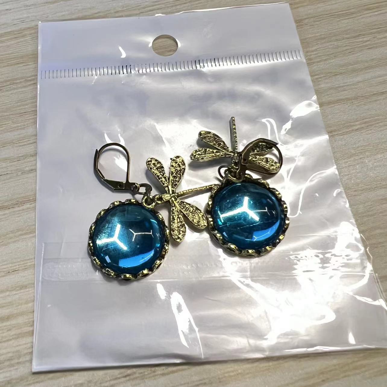 Elegant Women's Earrings Hanging Vintage Dragonfly Pendant Earring