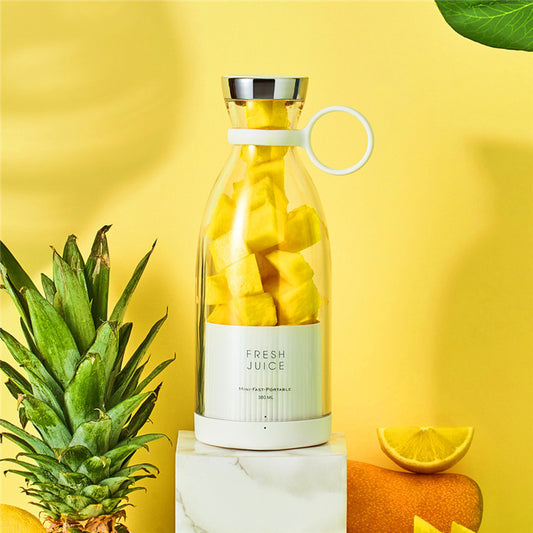 Multifunctional Mini Electric Juicer Blender Mixer  With USB Rechargeable For Daily Utilization