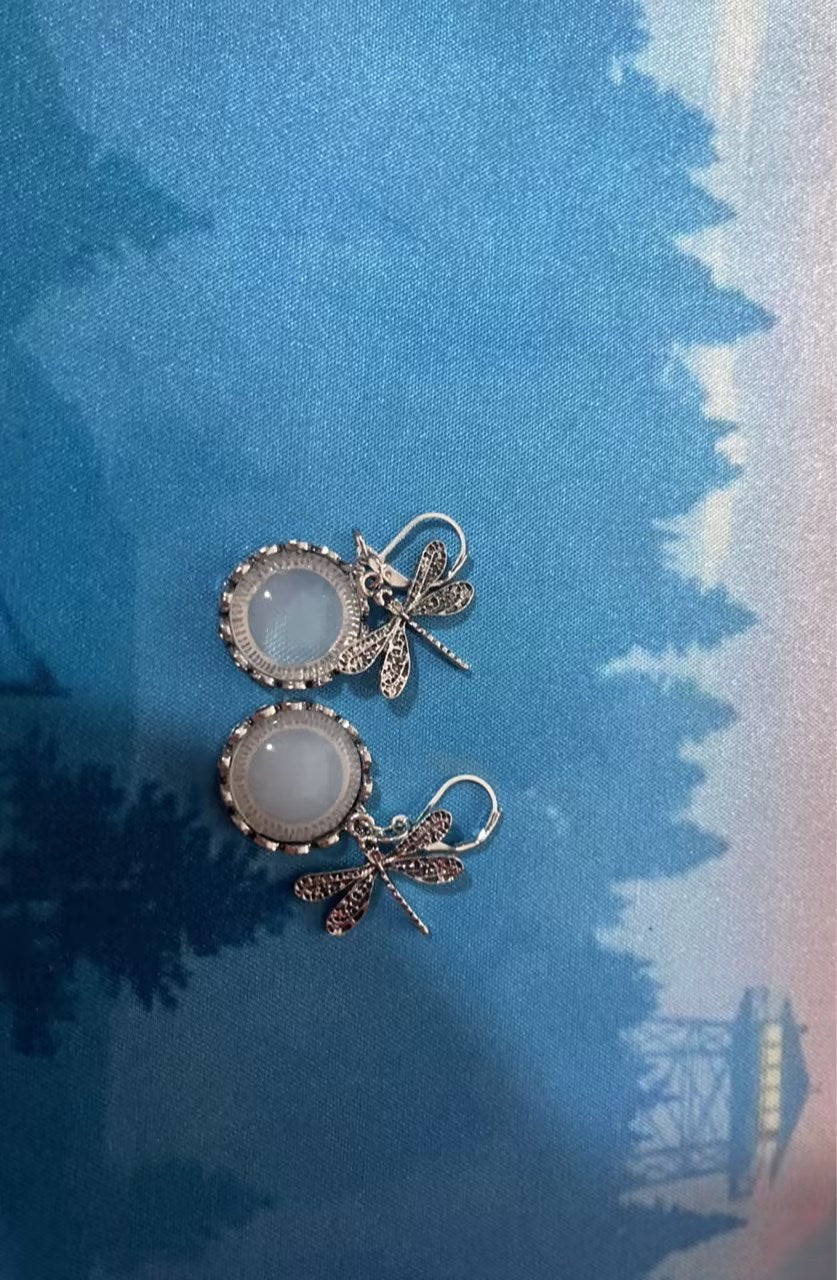 Elegant Women's Earrings Hanging Vintage Dragonfly Pendant Earring