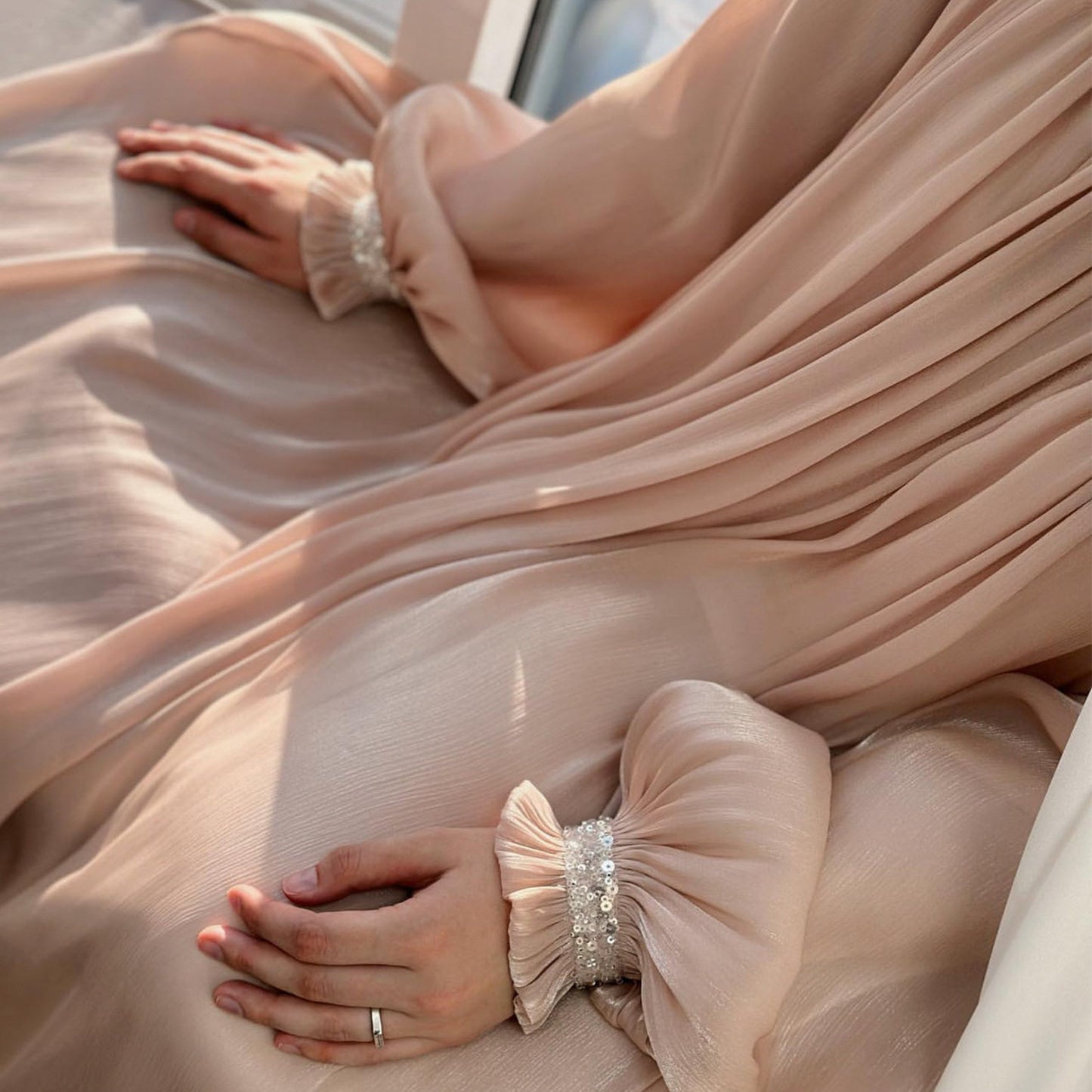 Luxurious & Exquisite Puff Sleeve Abaya (Burkha,kaftans) For Women