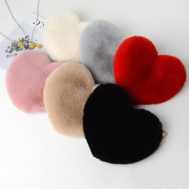 Classic Heart Shape Plush Chain Handbag For Women