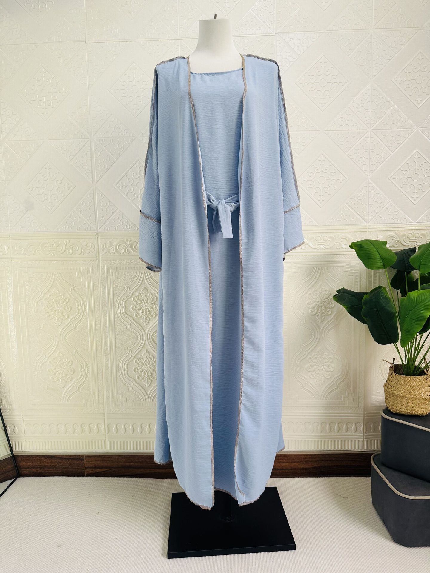 Iranian With Inner Wear & Edge Design Work Abaya (Burkha,kaftan) For Women