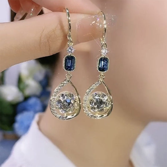 Exquisite Luxury High-grade Diamond-embedded Water Drop Earrings