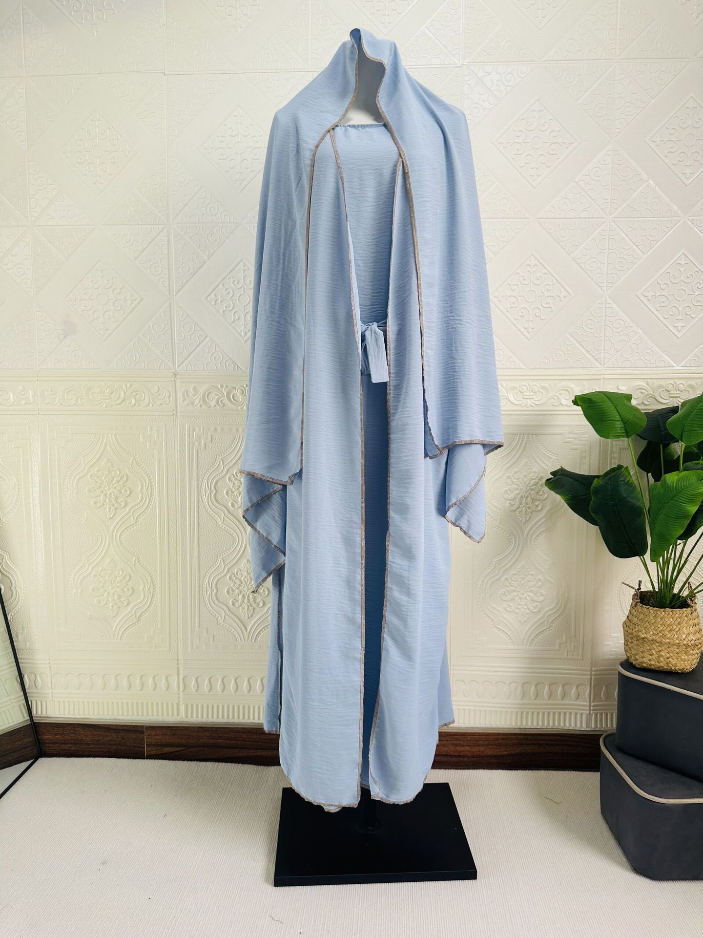 Iranian With Inner Wear & Edge Design Work Abaya (Burkha,kaftan) For Women