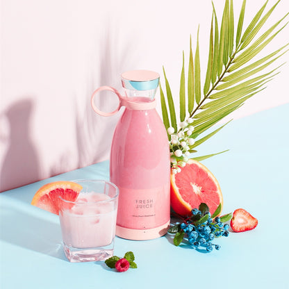 Multifunctional Mini Electric Juicer Blender Mixer  With USB Rechargeable For Daily Utilization